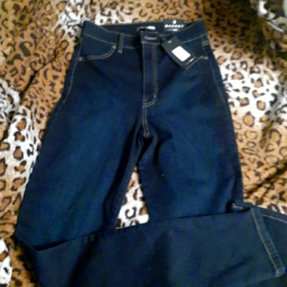 NWT Fashion nova stretch jeans - Picture 1 of 4